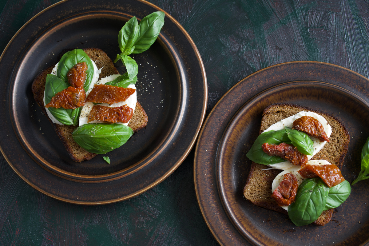 Leib mozzarella juustuga